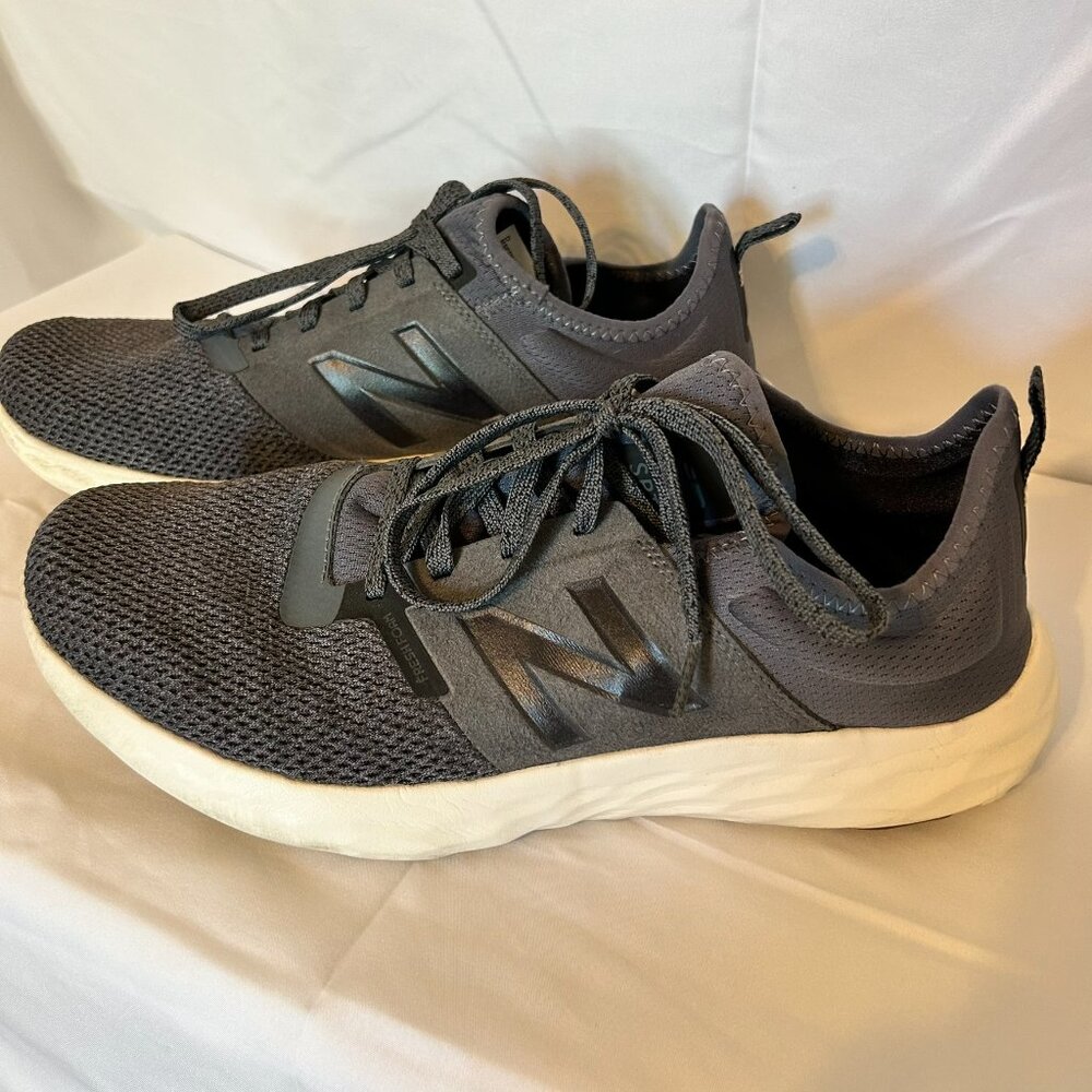 New Balance Grey Mens Tennis Shoes Size 13 - Picture 2 of 6